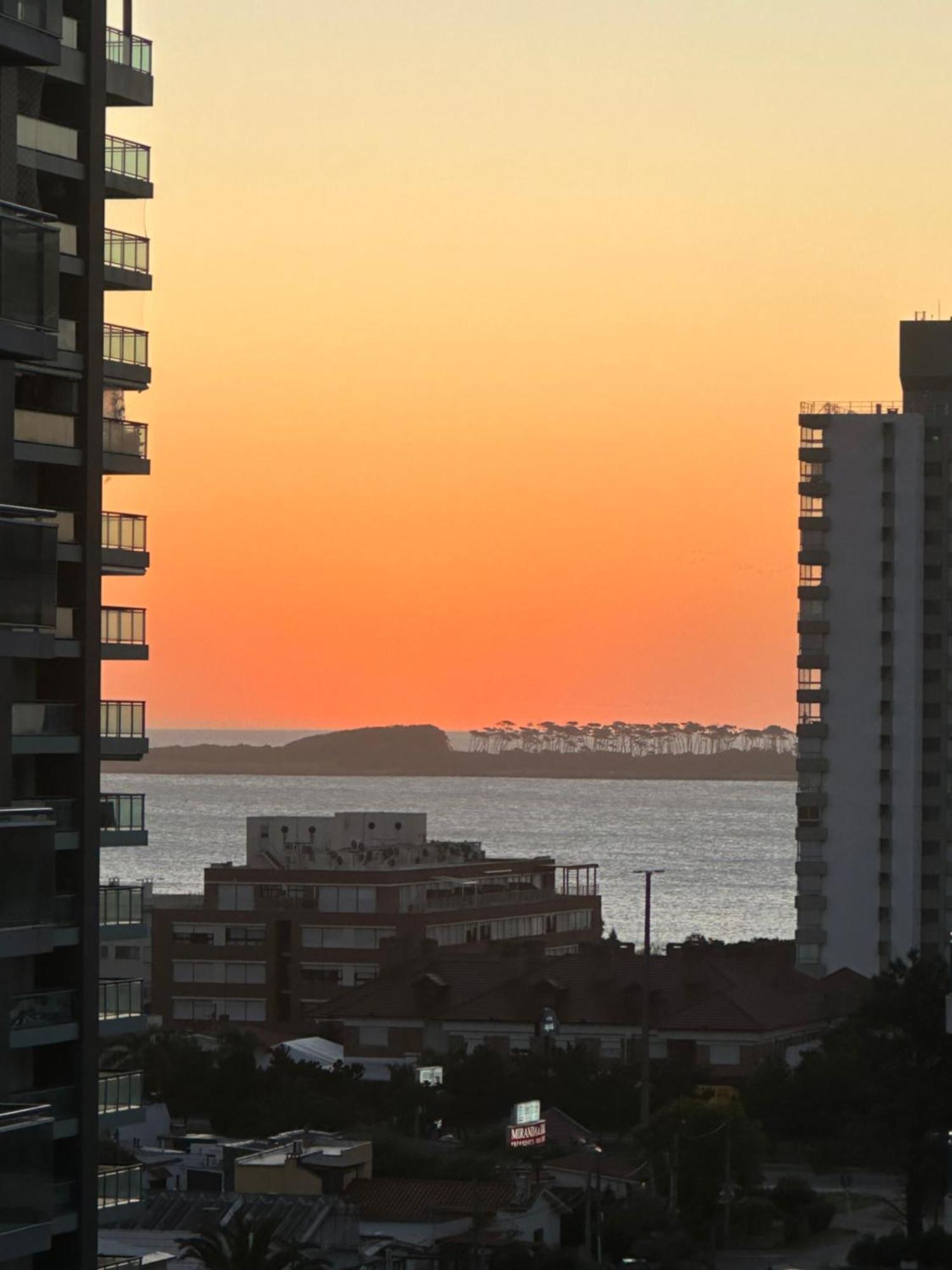 Hermoso Apartamento, Torre De Categoria Long Beach, En La Mejor Ubicacion De פונטה דל אסטה מראה חיצוני תמונה